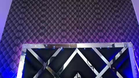 victtoria lee online show from 12, 7, 2026