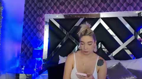 victtoria lee online show from 28, 7, 2026