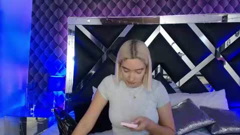 victtoria lee online show from 29, 7, 2026