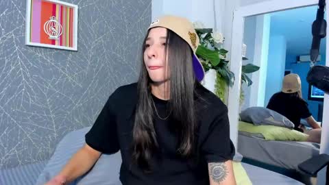 viictoriiasaenz online show from 30, 4, 2026