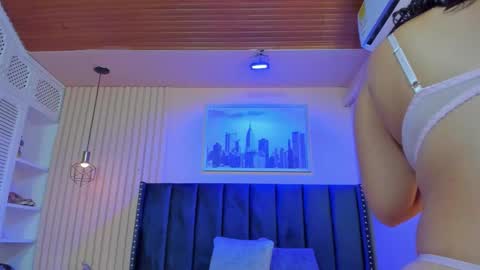 Viiolett online show from 4, 11, 2025