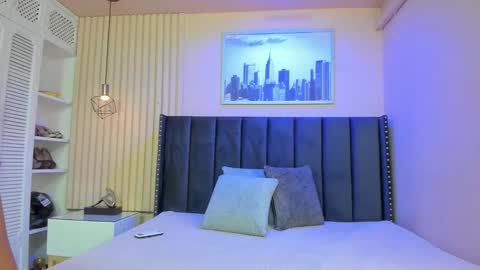 Viiolett online show from 18, 11, 2025