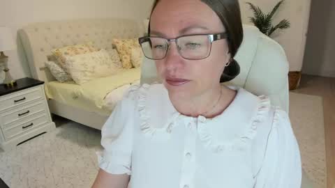 Ukrainian-woman online show from 2, 5, 2026