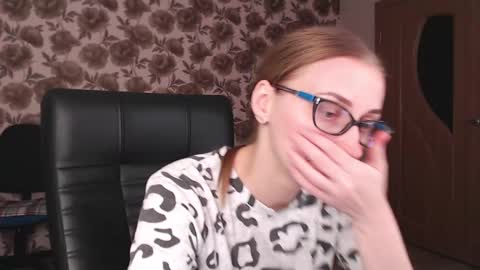 Snapshot of vikaericka chatting on 31, 1, 2025 Vika online show from 31, 1, 2025