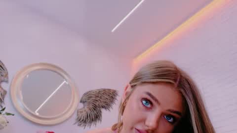 vikafever online show from 27, 11, 2025