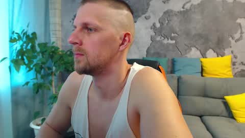 vikingchrisss online show from 7, 5, 2026