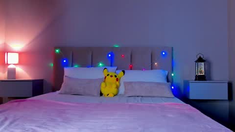 VIKKI online show from 18, 12, 2024