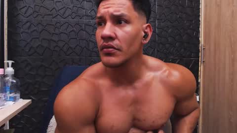 Viktor Herrera online show from 26, 10, 2025