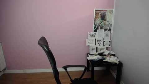 Snapshot of viktoria_lovely chatting on 27, 1, 2025 viktoria_lovely online show from 27, 1, 2025