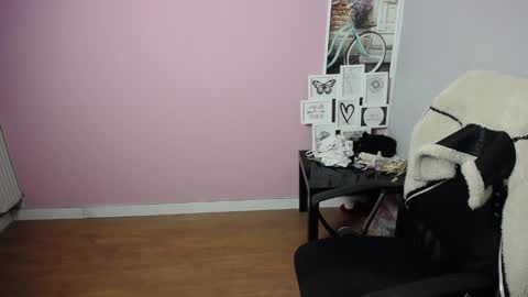 Snapshot of viktoria_lovely chatting on 28, 2, 2025 viktoria_lovely online show from 28, 2, 2025