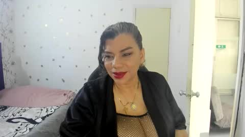 VIKY ADAMS online show from 28, 4, 2026