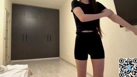 Snapshot of vilacy chatting on 6, 3, 2026 Vivien online show from 6, 3, 2026