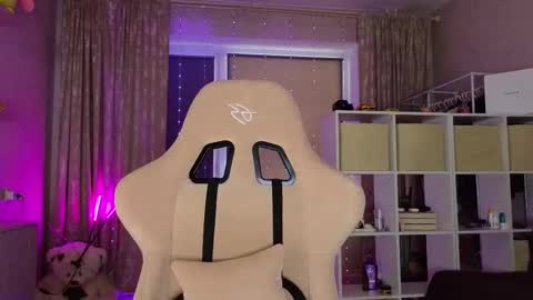 Eva online show from 10, 3, 2025