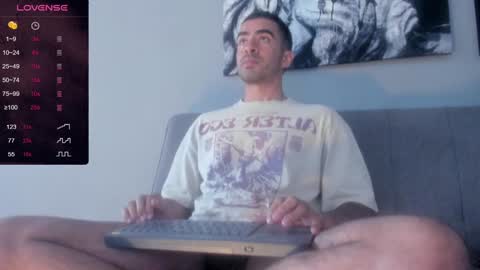 Snapshot of vince_colin chatting on 22, 12, 2024 VINCE online show from 22, 12, 2024