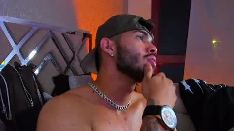 Snapshot of vincentblack_ chatting on 10, 5, 2026 Vincent online show from 10, 5, 2026