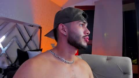 Snapshot of vincentblack_ chatting on 20, 5, 2026 Vincent online show from 20, 5, 2026