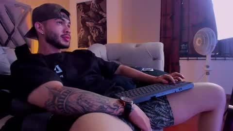 Snapshot of vincentblack_ chatting on 16, 6, 2026 Vincent online show from 16, 6, 2026