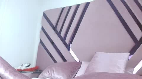 vinitryjhonson online show from 6, 1, 2026