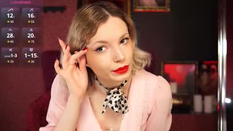 Snapshot of vinyl_kiss chatting on 10, 3, 2026 Carrie Next streams Sat Sun 3pm-11pm EST online show from 10, 3, 2026