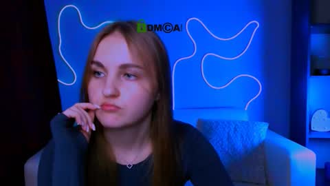 Snapshot of viola_bah chatting on 18, 3, 2026 Vi online show from 18, 3, 2026