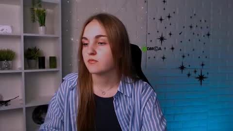 Snapshot of viola_bah chatting on 20, 3, 2026 Vi online show from 20, 3, 2026