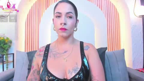 Violette online show from 6, 8, 2026