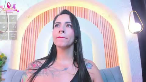 Violette online show from 8, 8, 2026