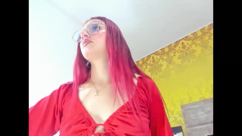 violeethh__ online show from 10, 3, 2026