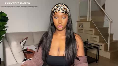 Fantasy Black Girl online show from 21, 11, 2025