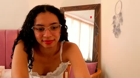 violet__15 online show from 4, 5, 2026