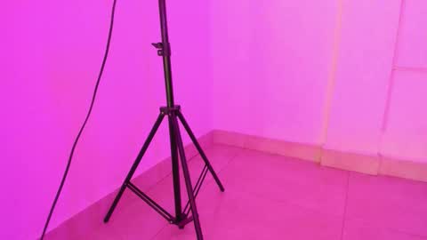 violet__taylor_ online show from 18, 9, 2025