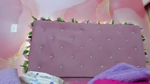violet__taylor_ online show from 30, 6, 2026