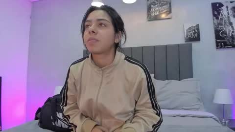 Violet and Myers online show from 30, 10, 2025