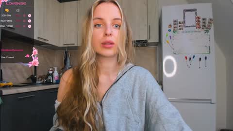 Violet online show from 5, 2, 2025