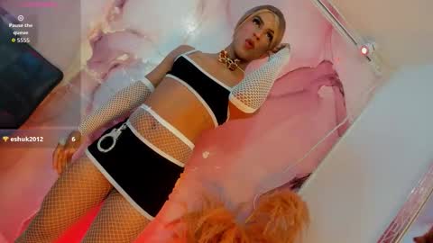 Snapshot of violet_moon01 chatting on 13, 3, 2026 violet_moon01 online show from 13, 3, 2026