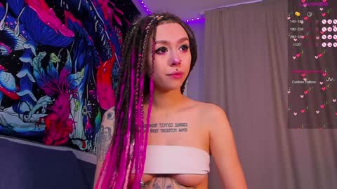 Violet online show from 7, 2, 2025