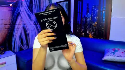     online show from 22, 1, 2025