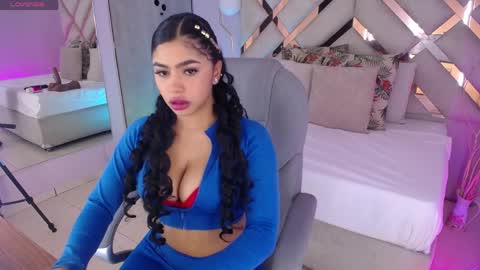 Violeta leon online show from 7, 4, 2026