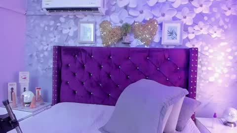 violeta_medina online show from 8, 3, 2025