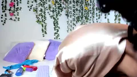 Snapshot of violeta_milleer chatting on 10, 3, 2025 Violeta online show from 10, 3, 2025