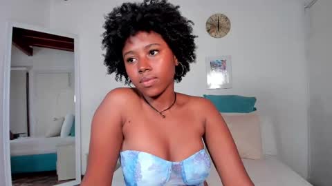 violeta_ruiz_ online show from 8, 1, 2025