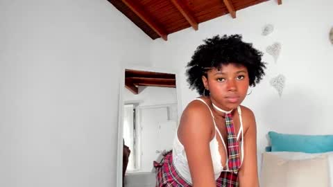 violeta_ruiz_ online show from 8, 1, 2025