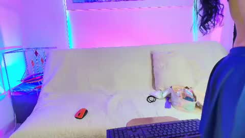 violeta sofia 16 online show from 19, 7, 2026