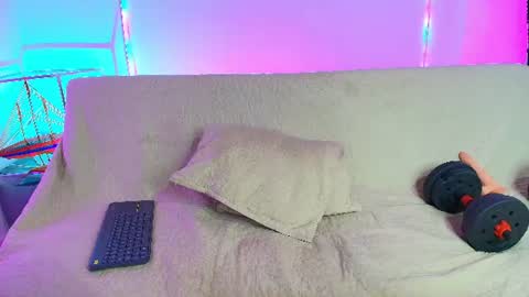violeta sofia 16 online show from 3, 8, 2026