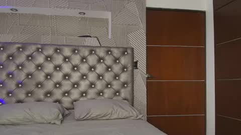 Snapshot of violetaacollinss chatting on 3, 3, 2026 violeta online show from 3, 3, 2026