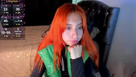 Violeta  Help me reach 150 thumbs up    online show from 28, 4, 2026