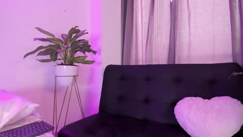 Violeta online show from 30, 4, 2026
