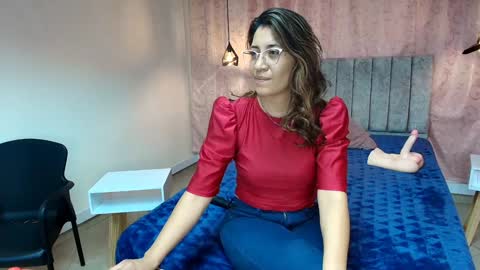 Snapshot of violetascott_ chatting on 13, 12, 2024 VIOLETA online show from 13, 12, 2024