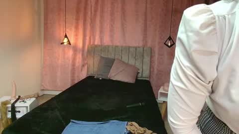 Snapshot of violetascott_ chatting on 14, 2, 2025 VIOLETA online show from 14, 2, 2025