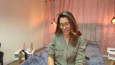 Snapshot of violetascott_ chatting on 20, 2, 2025 VIOLETA online show from 20, 2, 2025